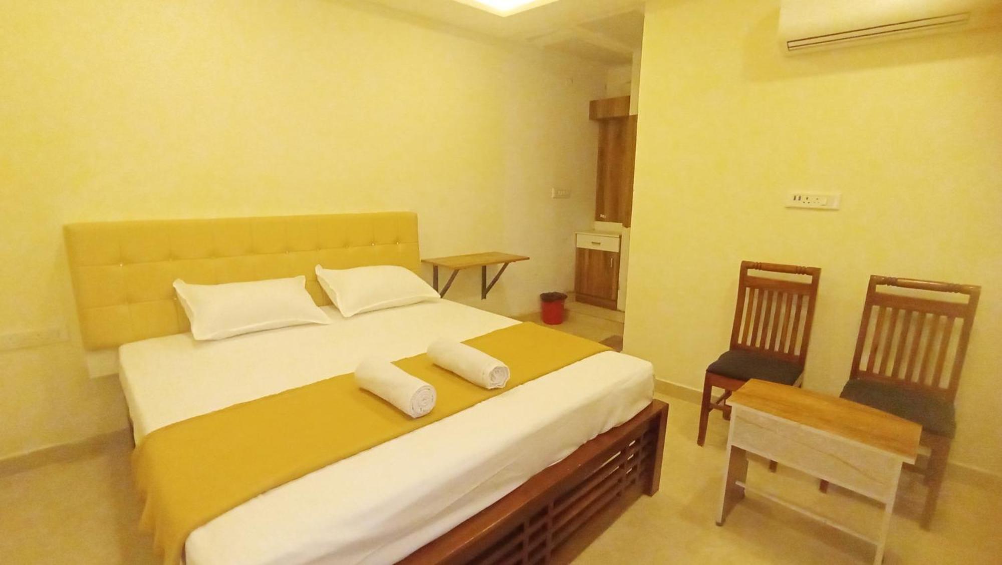 Mahadeepam Residency Villa Tiruvannamalai Exterior photo