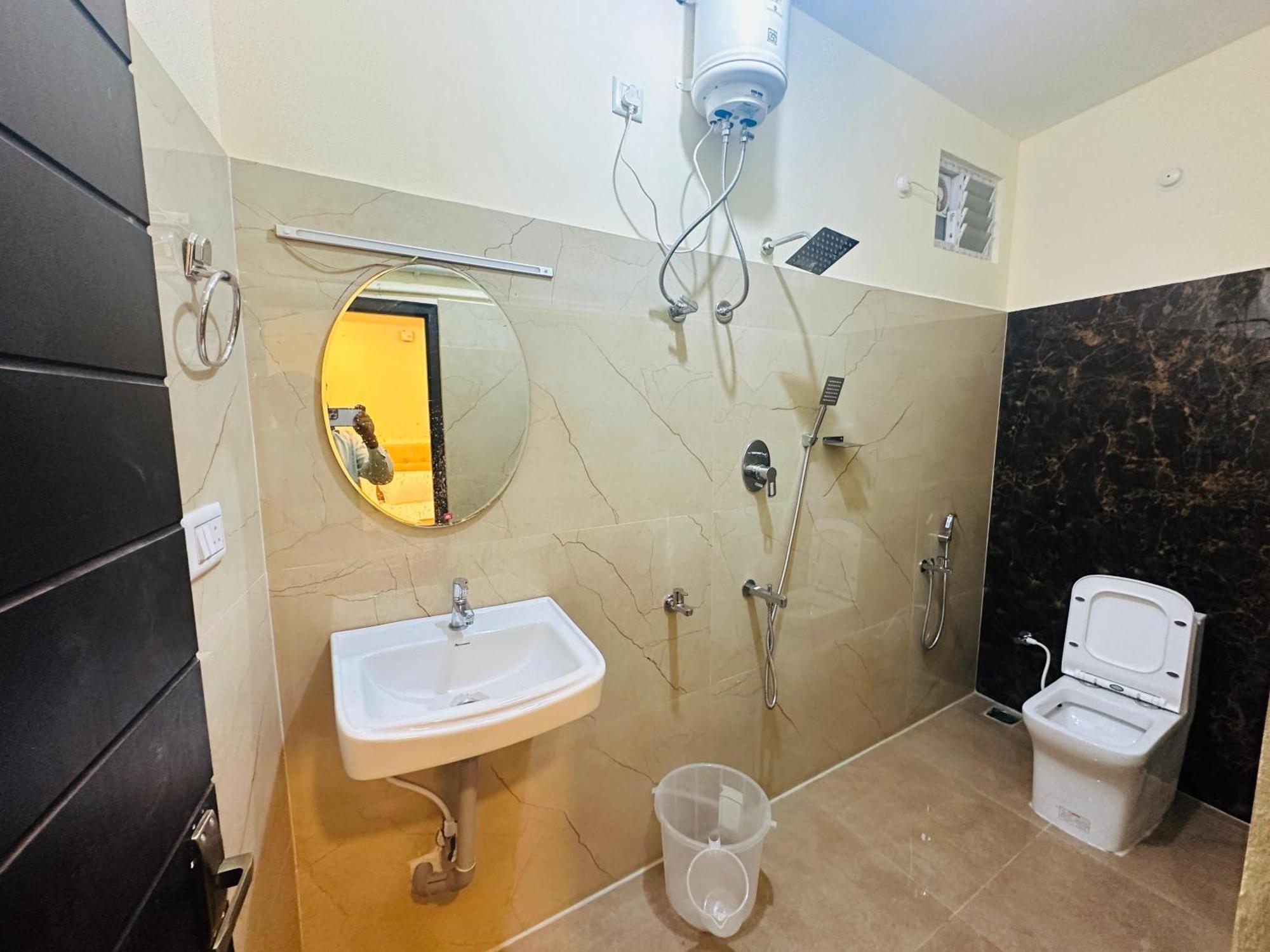 Mahadeepam Residency Villa Tiruvannamalai Room photo