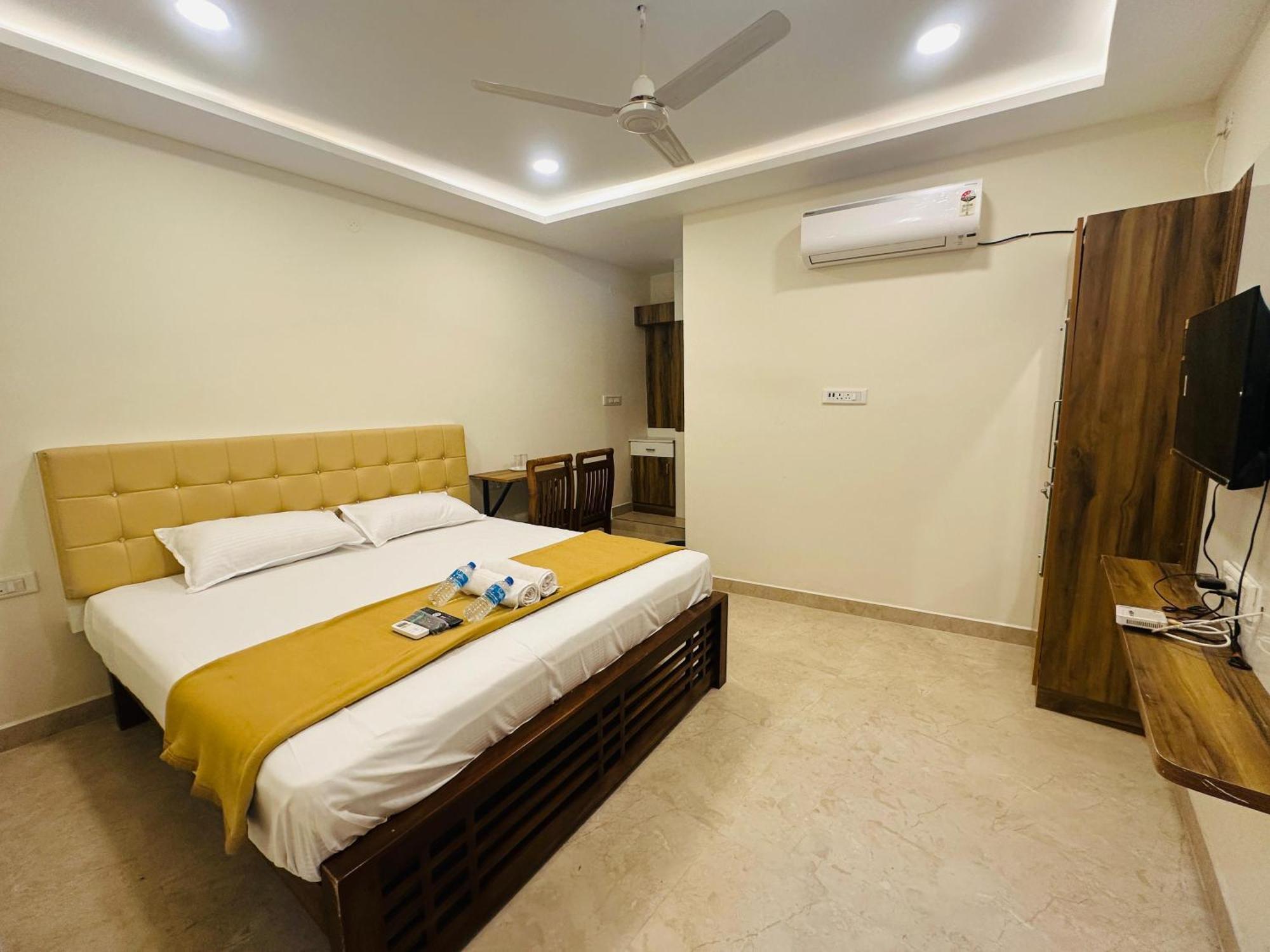 Mahadeepam Residency Villa Tiruvannamalai Exterior photo