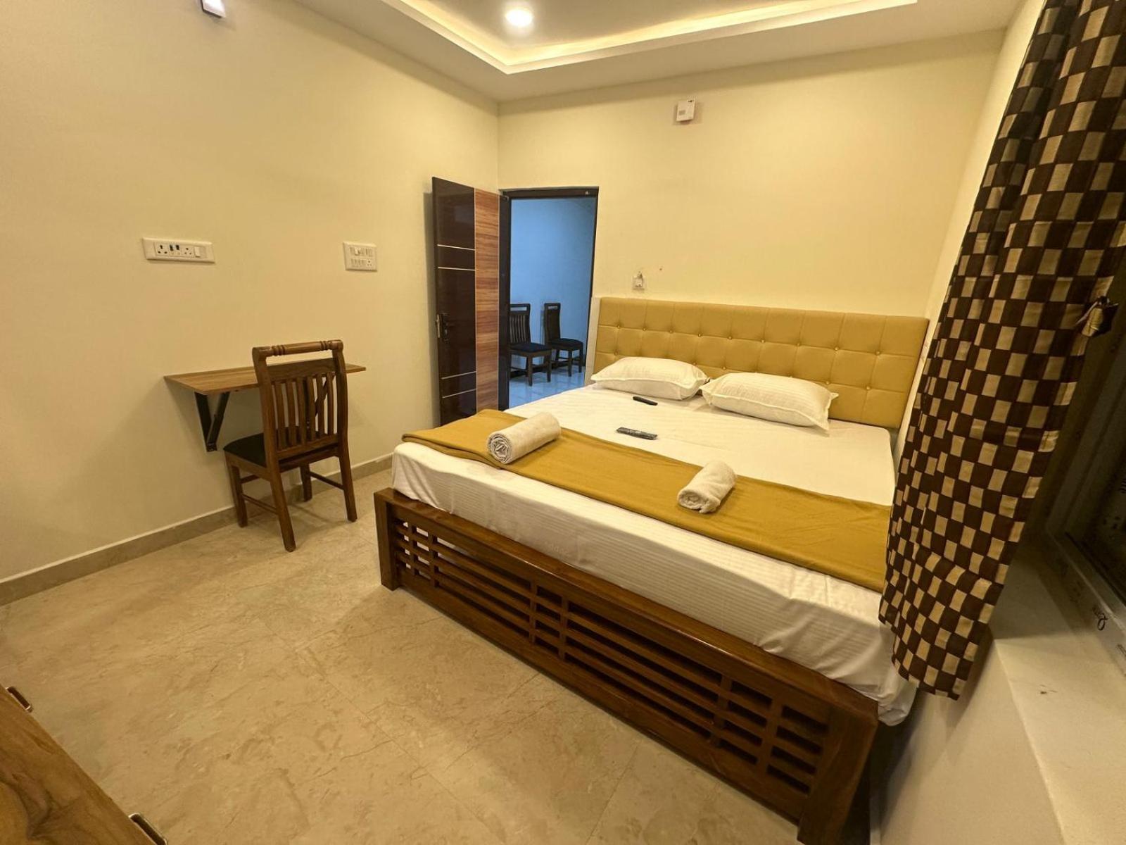 Mahadeepam Residency Villa Tiruvannamalai Exterior photo