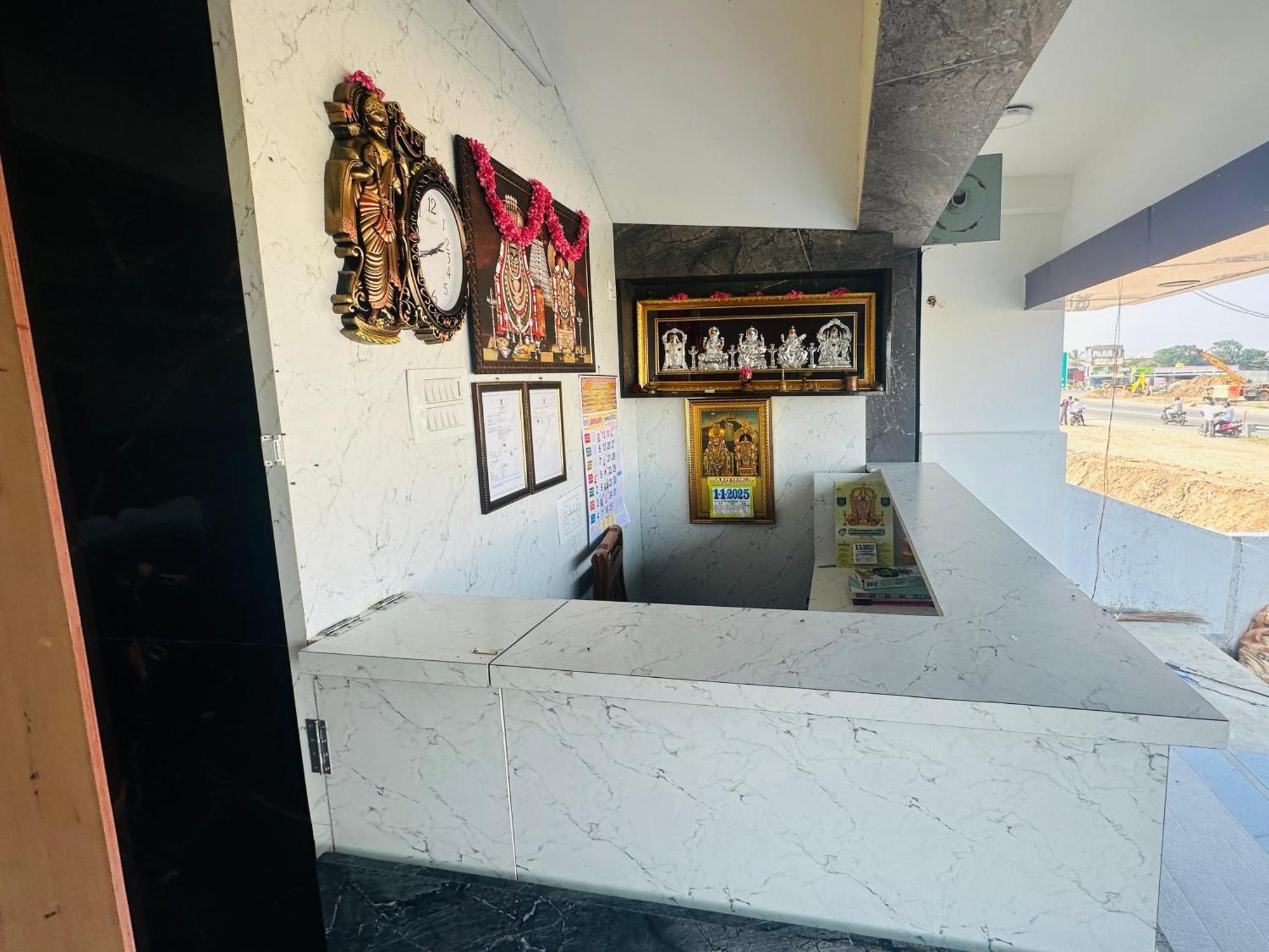 Mahadeepam Residency Villa Tiruvannamalai Exterior photo